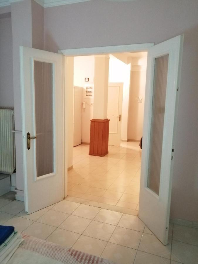 Kalamata Cozy Apartment Exterior foto
